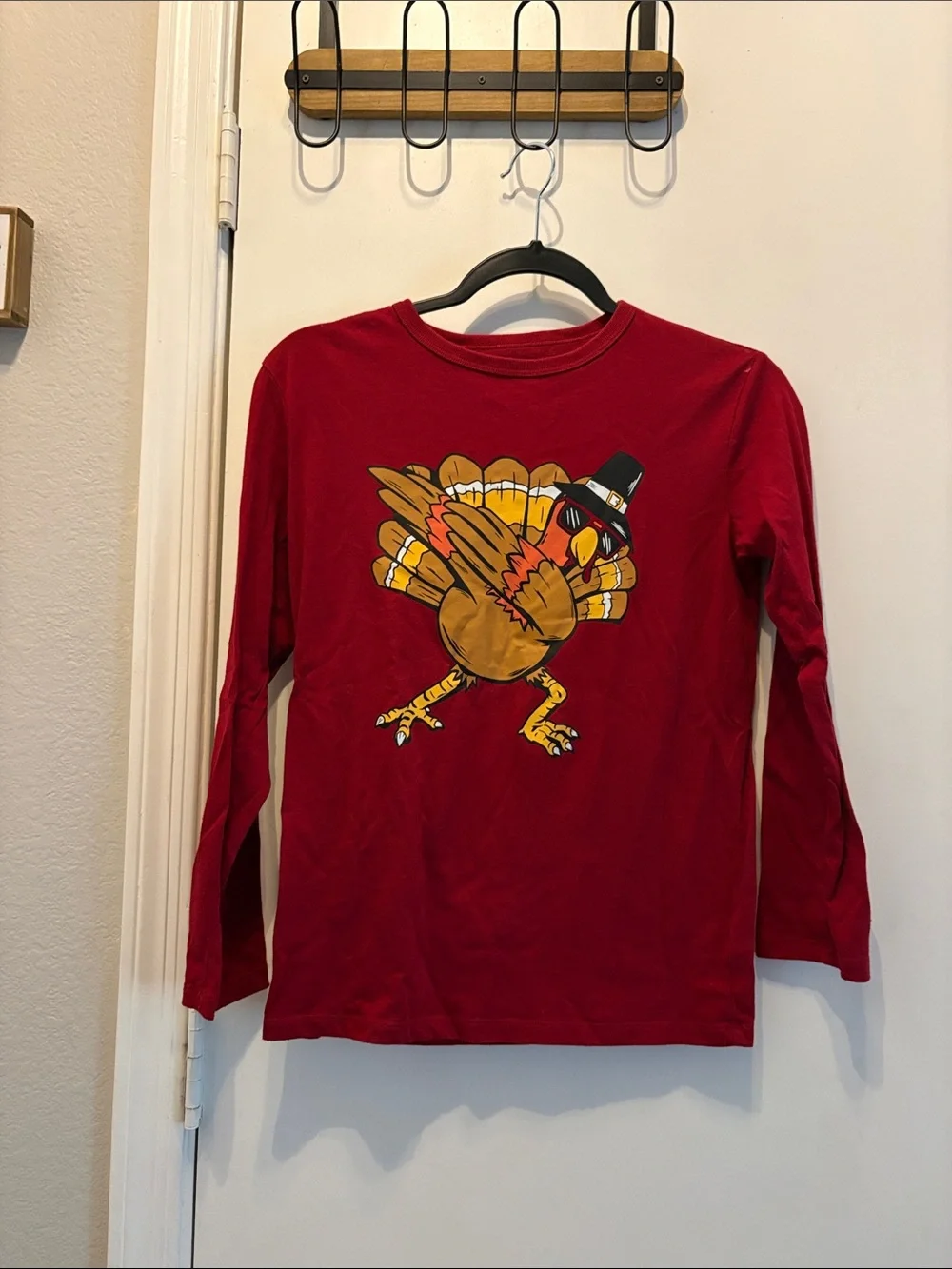 ⭐️BUNDLE TO SAVE The Children’s Place Red Long-Sleeve Graphic Shirt Size 10-12
